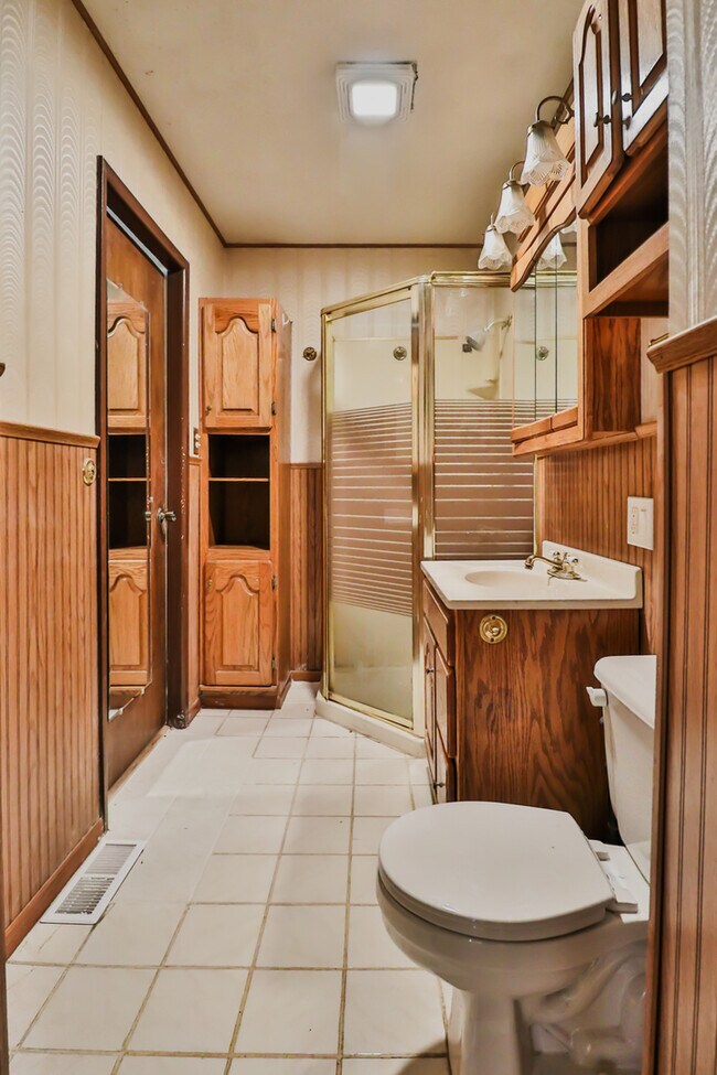 Building Photo - 7119 Stanford Dr