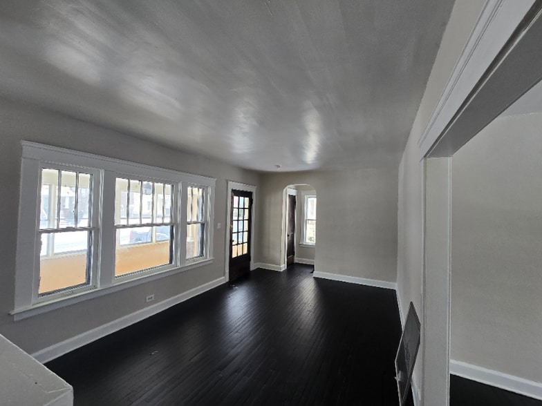 Building Photo - 1724 Cliffview Rd