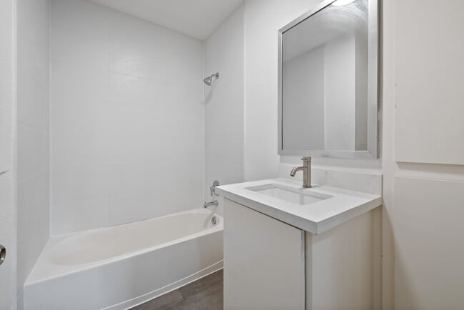 Building Photo - 5110 Avenue H