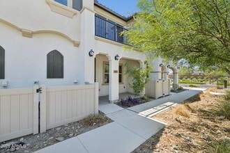 Building Photo - 4631 S Element