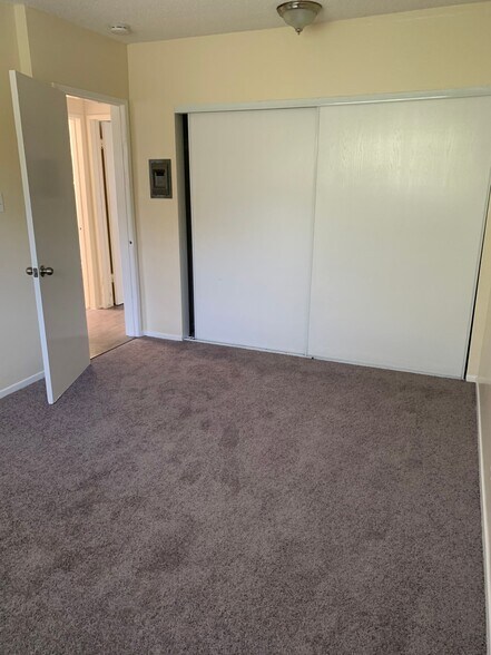 Primary Photo - Harbor Apartments