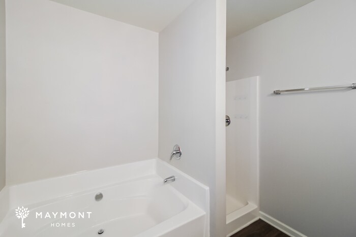Building Photo - 1535 Hydrangea Ln