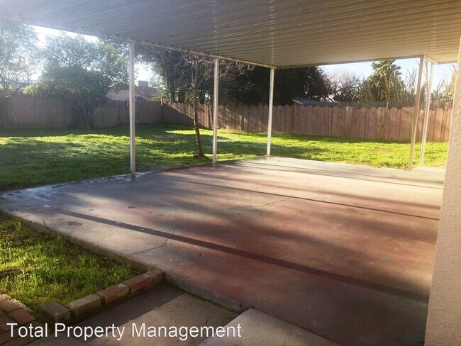 Building Photo - 3 br, 2 bath House - 946 Cardoza Dr