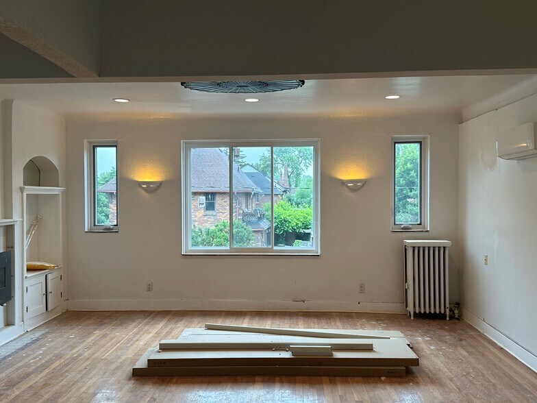 Building Photo - 3135 W McNichols Rd