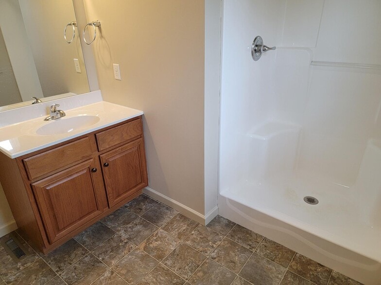 Building Photo - 30 Christy Ct