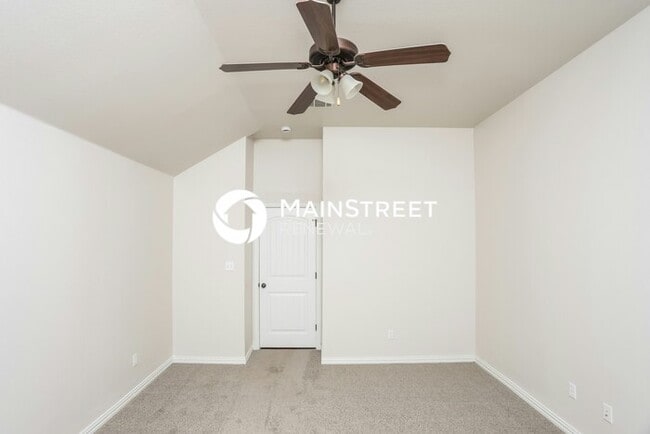 Building Photo - 3 Bedroom Pet-Friendly Home in ALVARADO, TX with Main Street Renewal