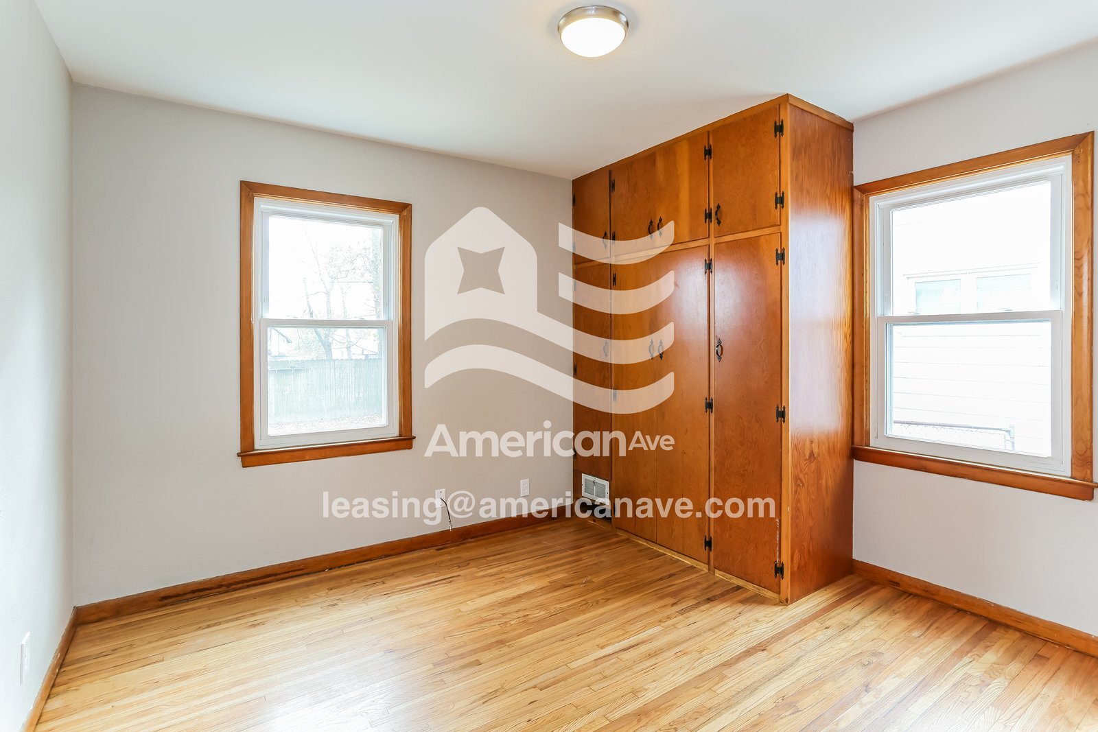 Building Photo - 1807 Giant St