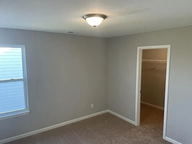 Building Photo - 19195 Horsewood Dr