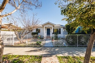Building Photo - 3 Bedroom Home with Outdoor Space in Frogtown!