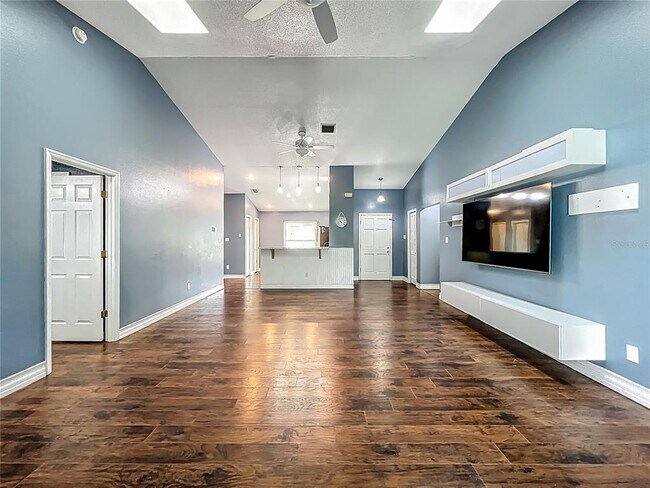 Building Photo - 4942 Eden View Ct