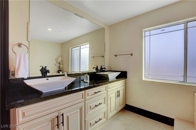 Building Photo - 3541 Winter Wren St