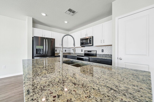 Building Photo - 2265 Carrabelle Wy
