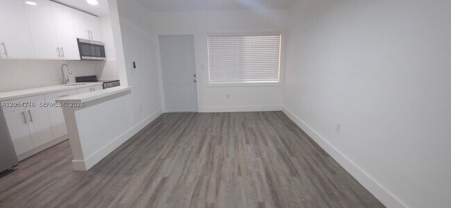 Building Photo - 7901 SW 64th St