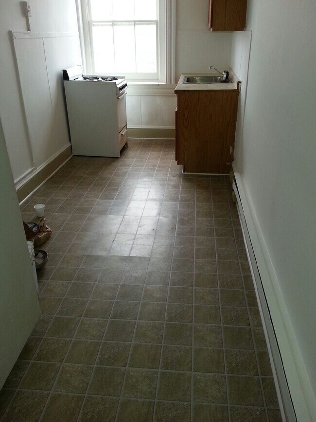 Building Photo - 1205 St Paul St