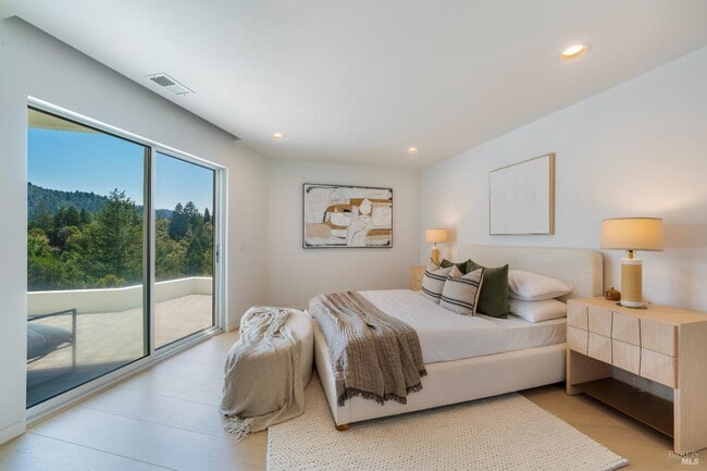 Building Photo - 375 Kortum Canyon Rd