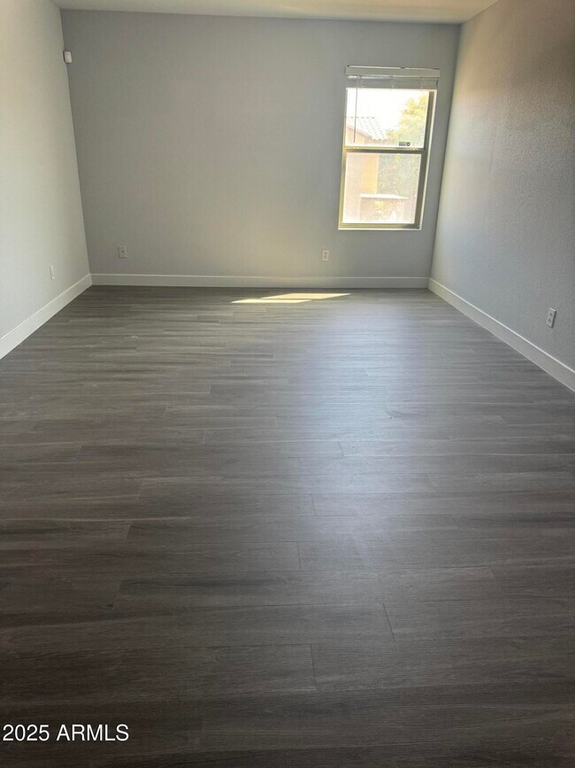 Building Photo - 4808 S 25th Dr