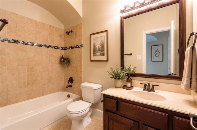Building Photo - 4513 Oxbow Dr