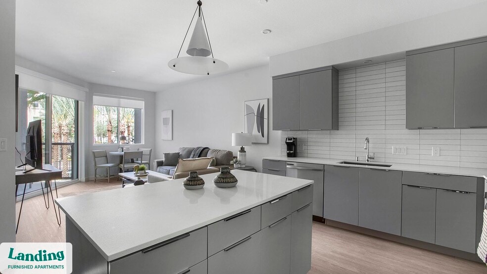 Building Photo - 9235 W Russell Rd