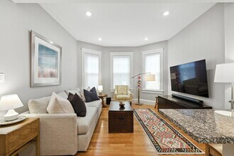 Building Photo - 227 Centre St