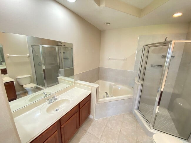 Building Photo - 519 Terrace Spring Dr