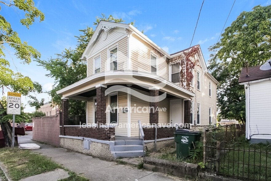 Building Photo - 228 Hanover St