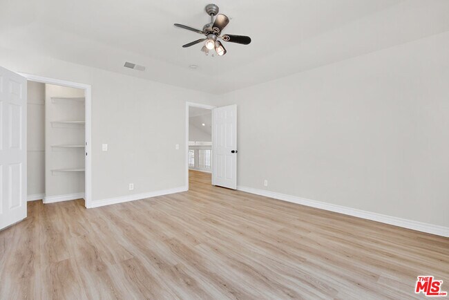 Building Photo - 5532 Angelus Ave