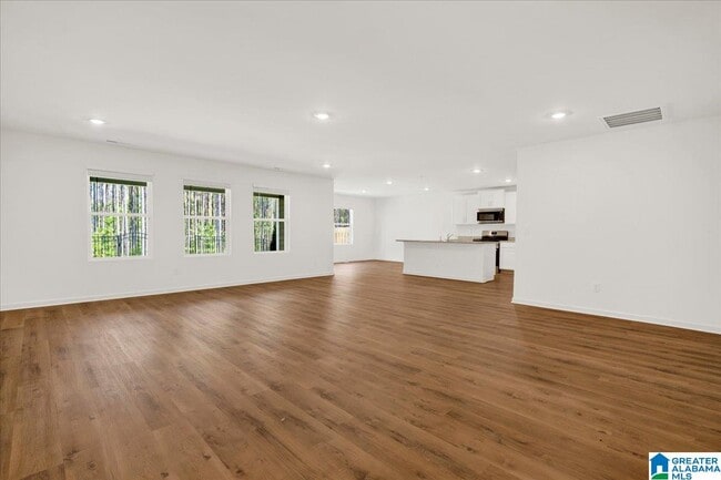 Building Photo - 283 Halifax Ln