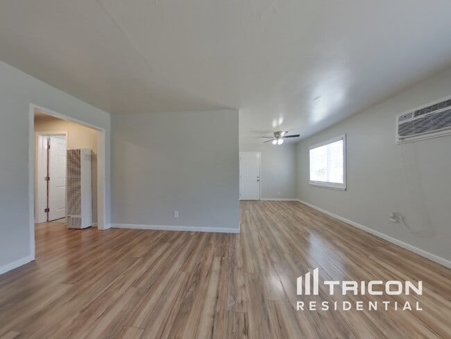 Building Photo - 5206 Standish Rd