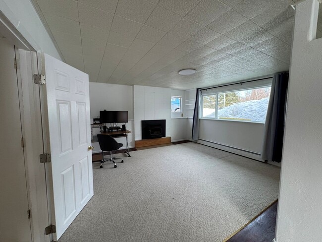 Building Photo - 3923 Pawn Pl