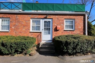 Building Photo - 44 Garden St