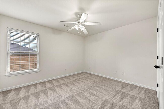 Building Photo - 6016 S 36th St