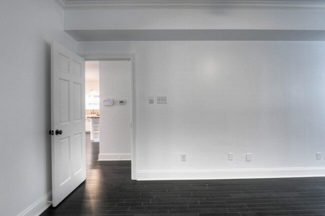 Building Photo - 5912 Auden St