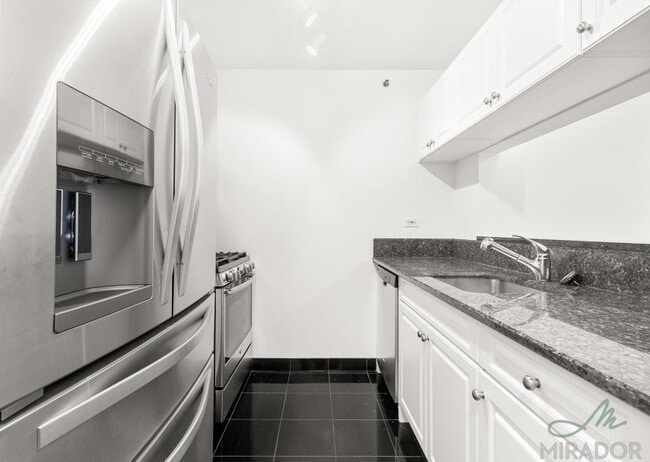 Building Photo - 1 bedroom in New York NY 10010