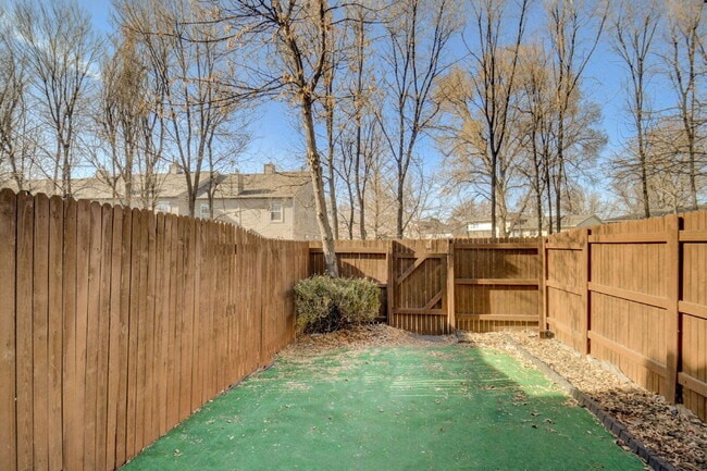 Building Photo - 4152 Charleston Dr