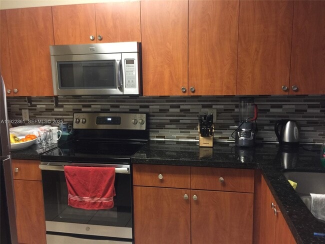 Building Photo - 2205 Clipper Pl