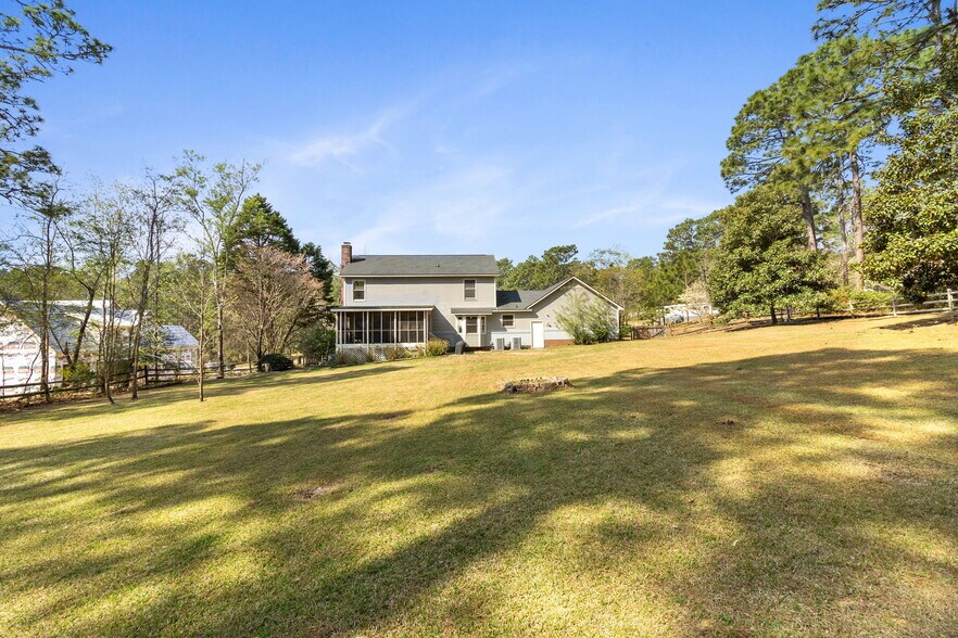 Building Photo - 7666 Wilkins Dr
