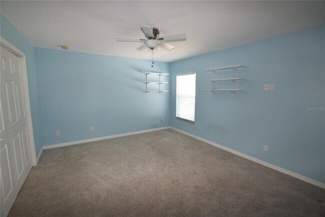 Building Photo - 1328 Karok St