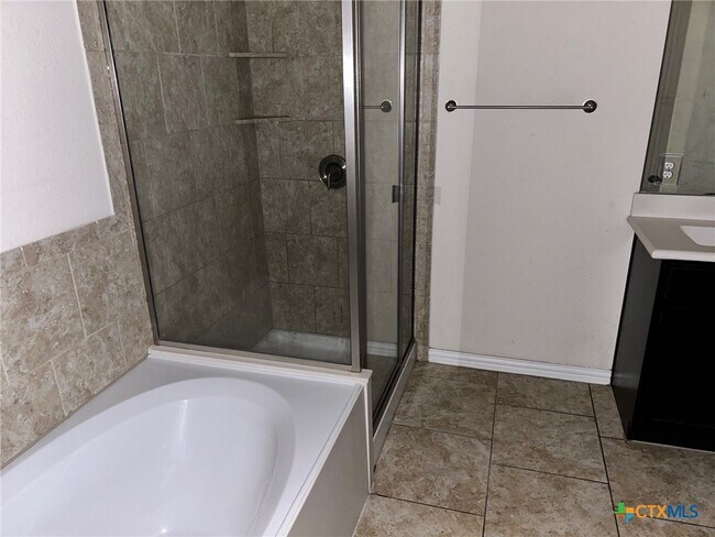 Building Photo - 6110 Taffinder Ln