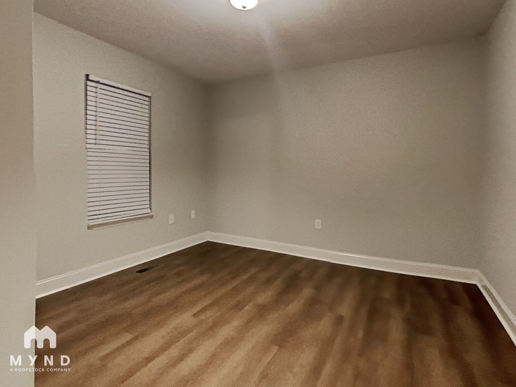 Building Photo - 722 Deans Ferry Rd