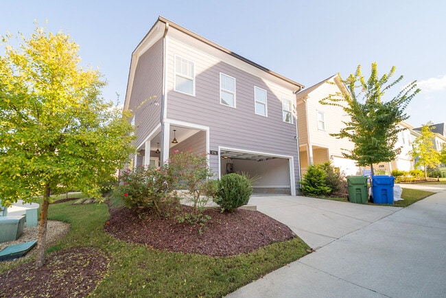 Building Photo - 1791 Willow Way