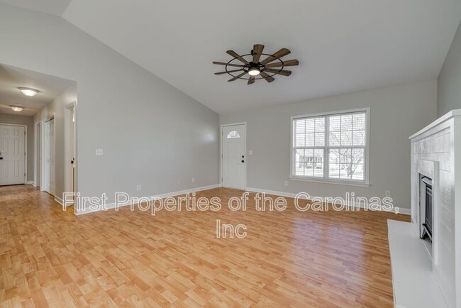 Building Photo - 1111 Quail Haven Dr