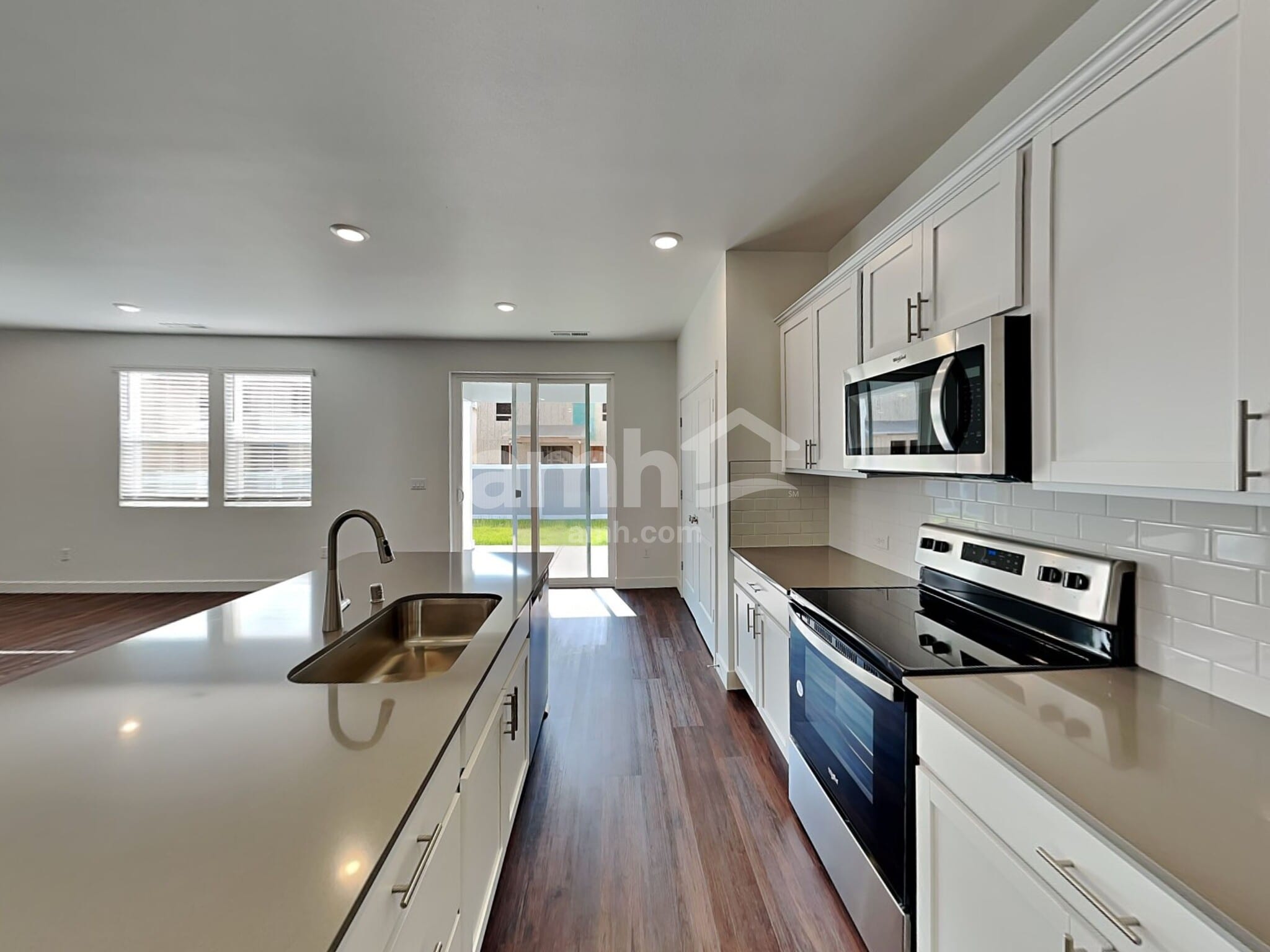 Building Photo - 4922 86th Ave NE