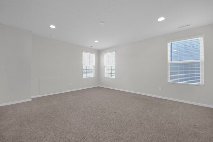 Building Photo - 12065 Landon Dr