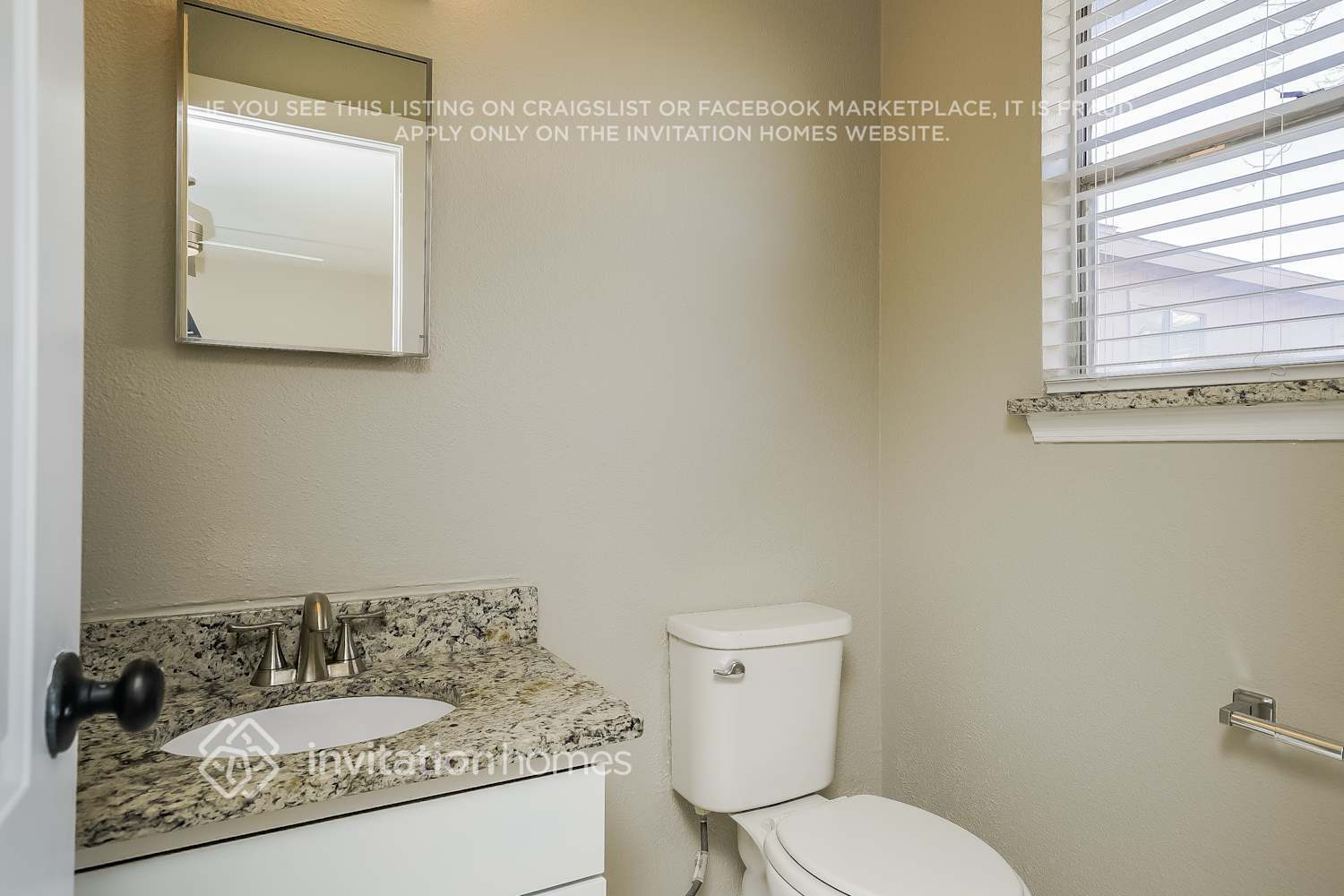 Building Photo - 923 Meadow Mead Dr