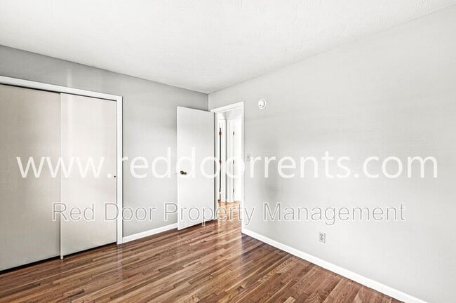 Building Photo - 149 Pearl St