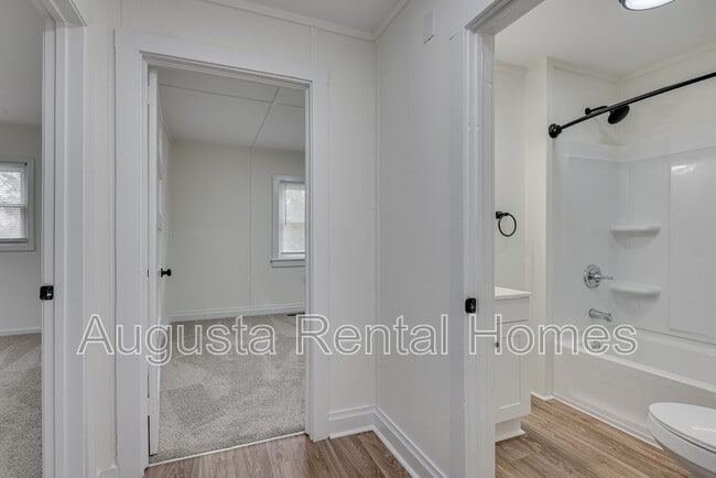 Building Photo - 2753 Hazel St