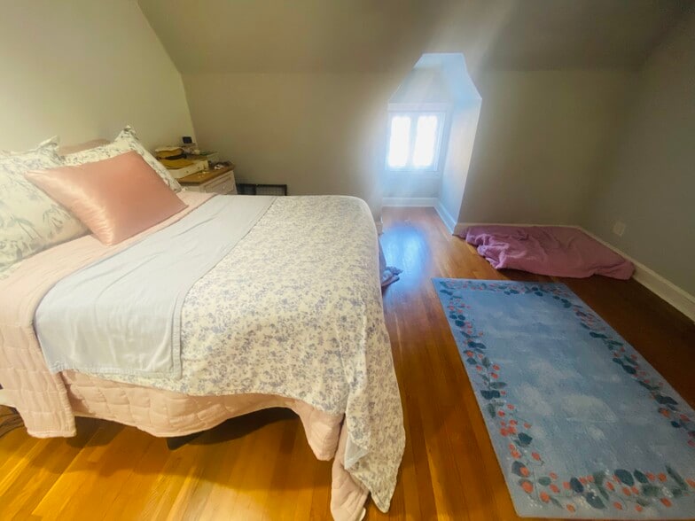 Bedroom - 16 Crooked Mile Rd