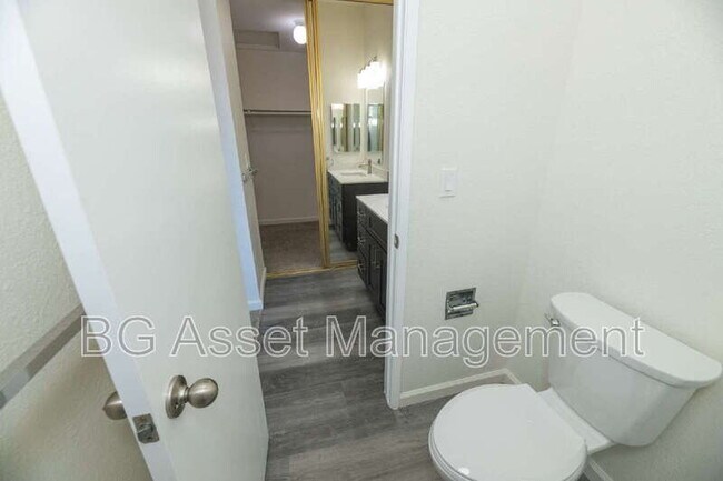 Building Photo - 238 Cinnabar Way