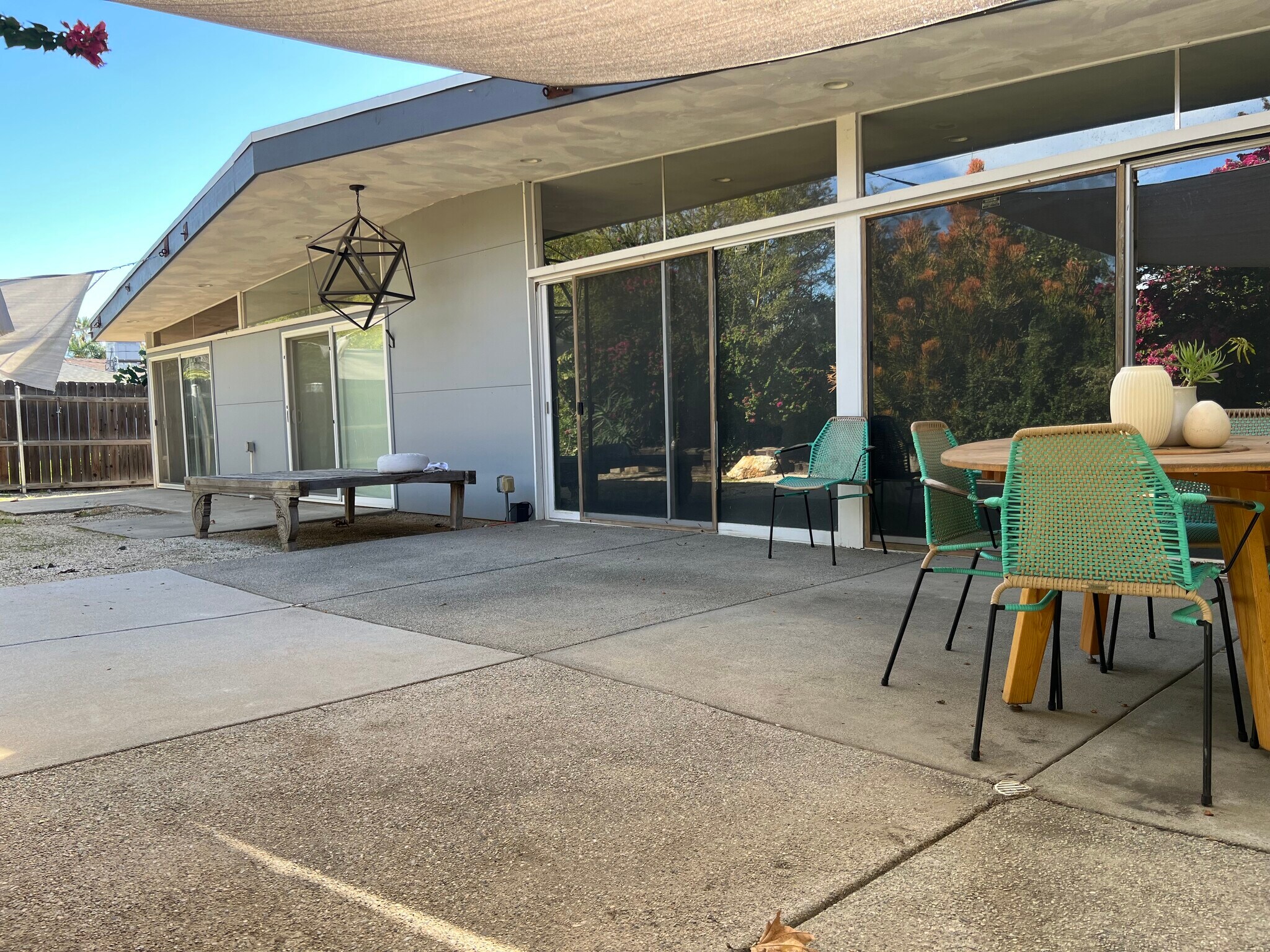 Building Photo - 5177 Carlingford Ave