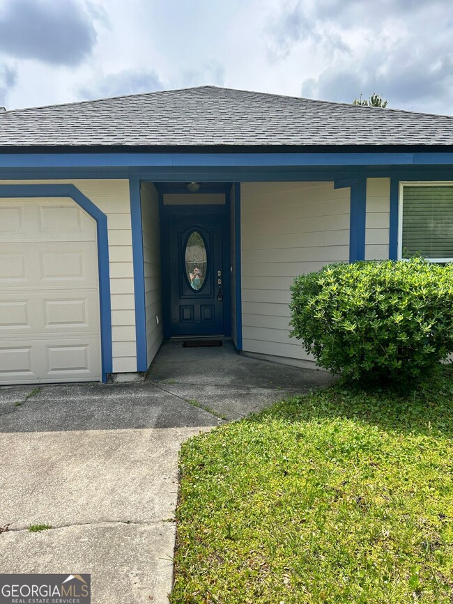 Primary Photo - 136 Hamilton Dr